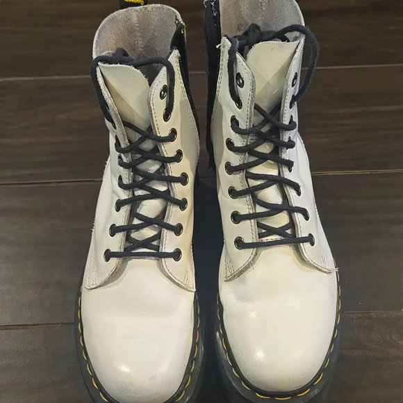 Dr. Martens White JADON Zplatform Boot Sz US 7L - Picture 10 of 13